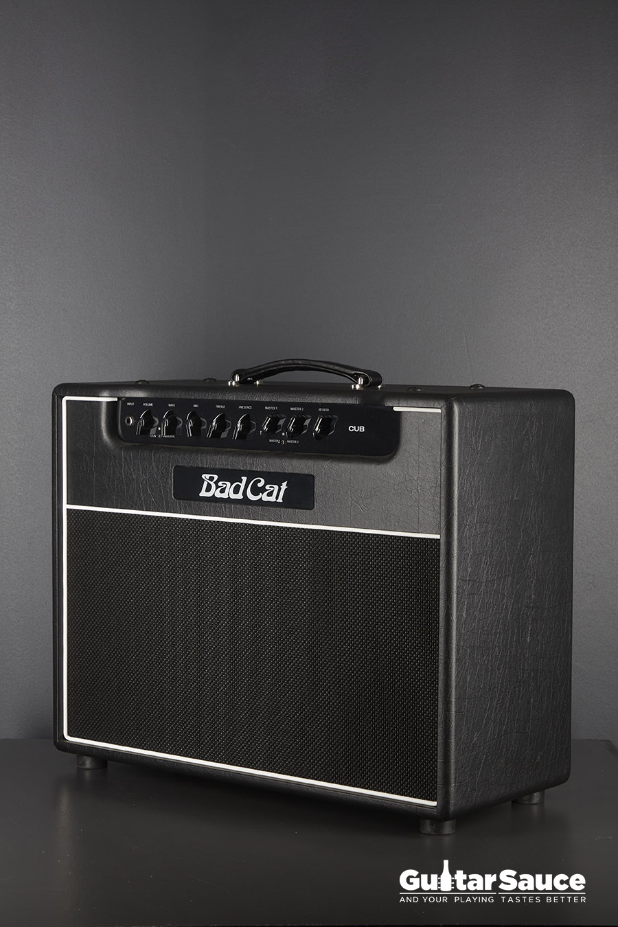 Bugera BXD15A 1 x 15 1000W Amplificatore Combo per Basso Bugera BXD15A 1 x 15 1000W Amplificatore Combo per Basso